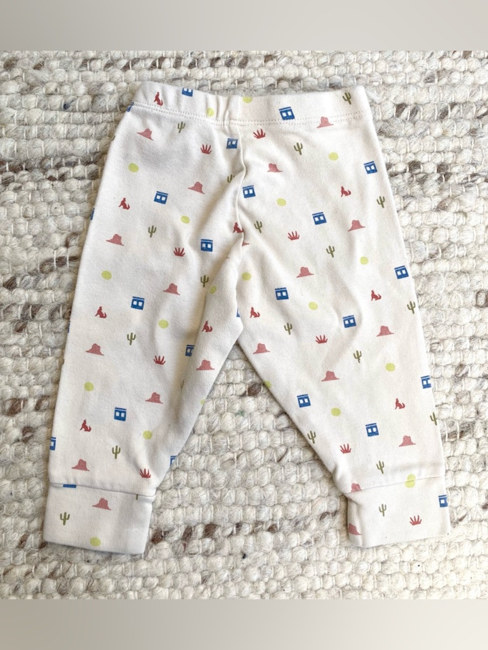 Pact Organic Cotton Cream Desert Baby Leggings in Cactus Print, Unisex 9-12 M - Picture 3 of 5